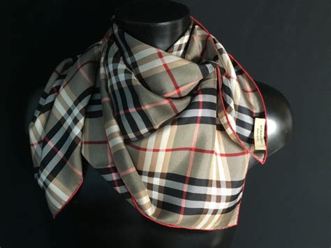 hoe herken je een originele burberry shawls|Burberry scarf pattern.